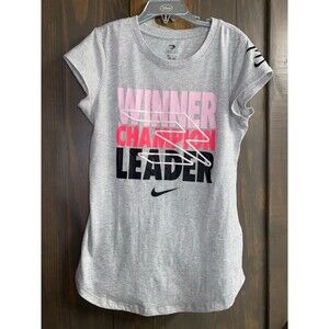 Nike NEW GIRLS SIZE 12